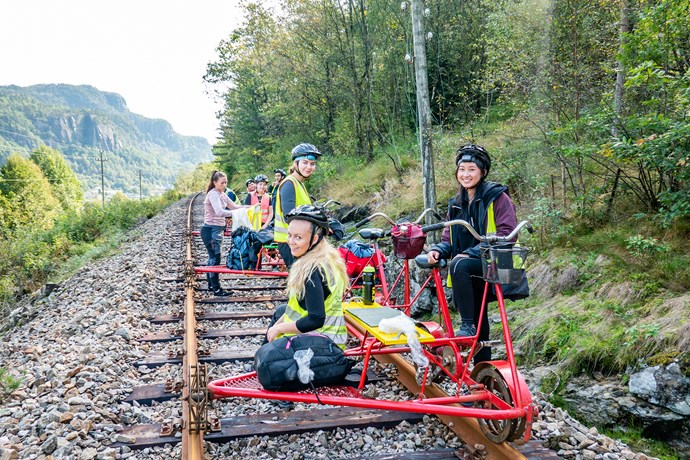 01D41c6e3464e43bc3e49397d867f7d6